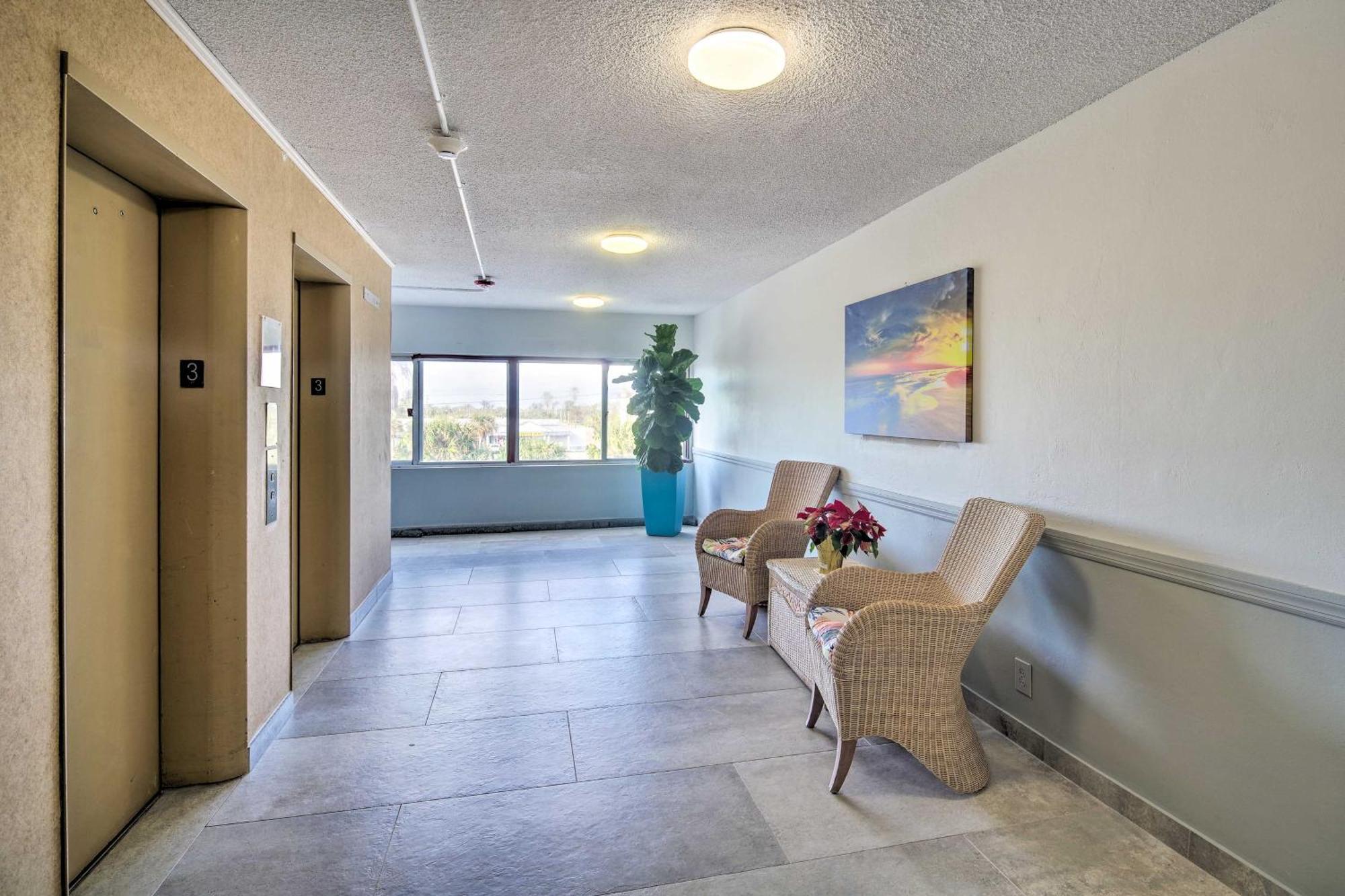 Walk To Shore Satellite Beach Condo With Ocean View エクステリア 写真