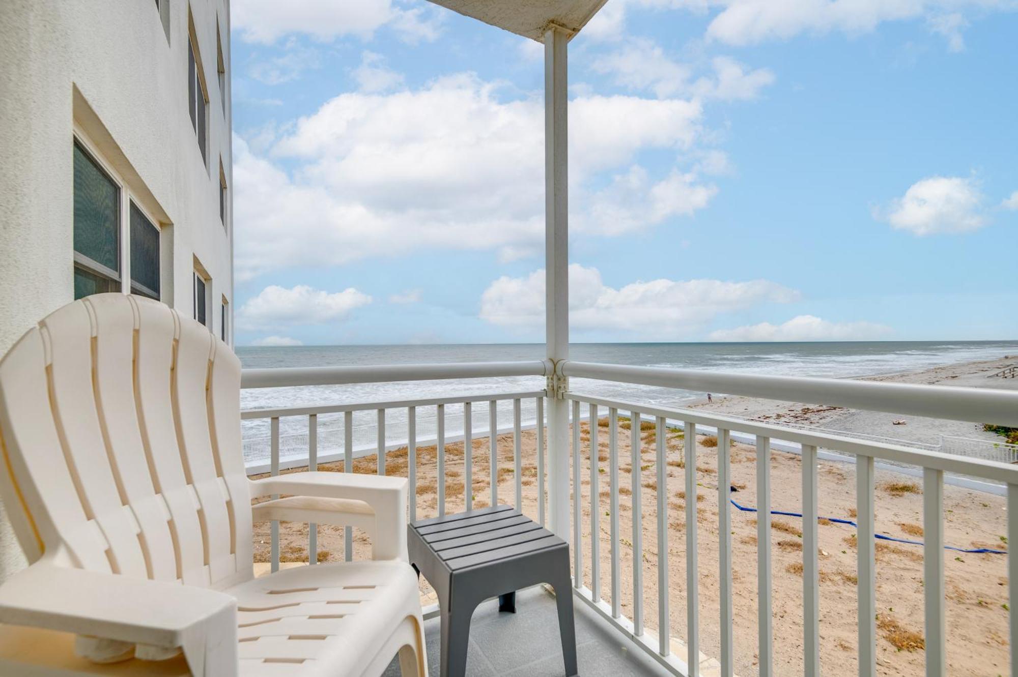 Walk To Shore Satellite Beach Condo With Ocean View エクステリア 写真
